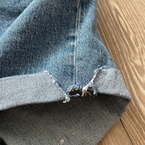 Levi's | Ribcage Straight - Converted to Jean Shorts - Size 31 - Picture 7 of 11